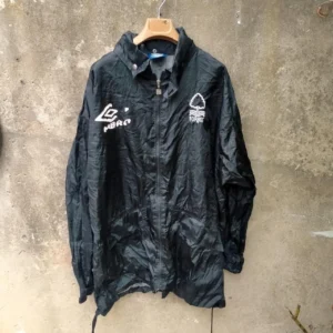 Rare Nottingham Forest 90s player issue football training jacket / coat. Large