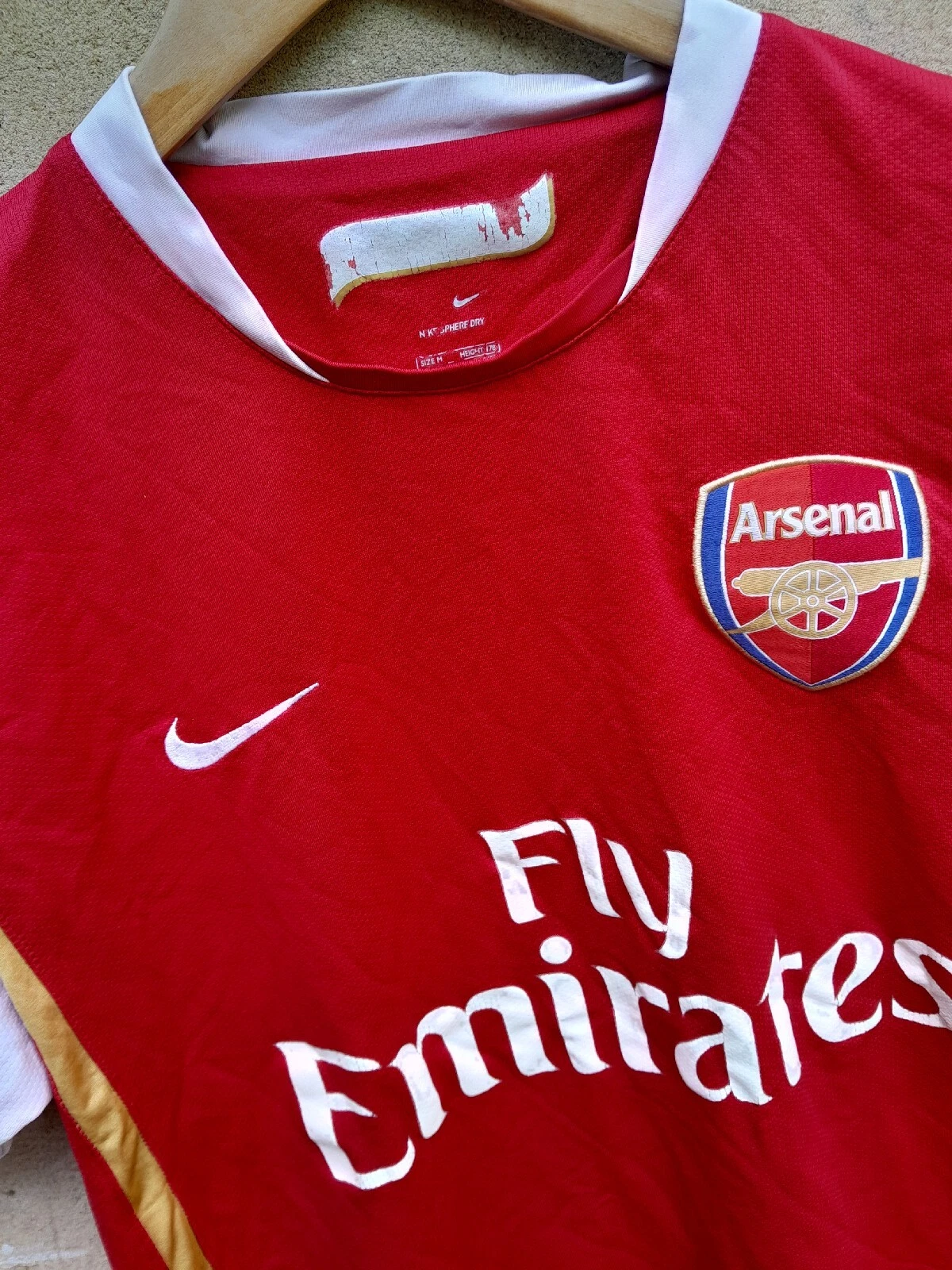 Arsenal 2006-08 home football shirt / jersey. Medium mens - Image 2