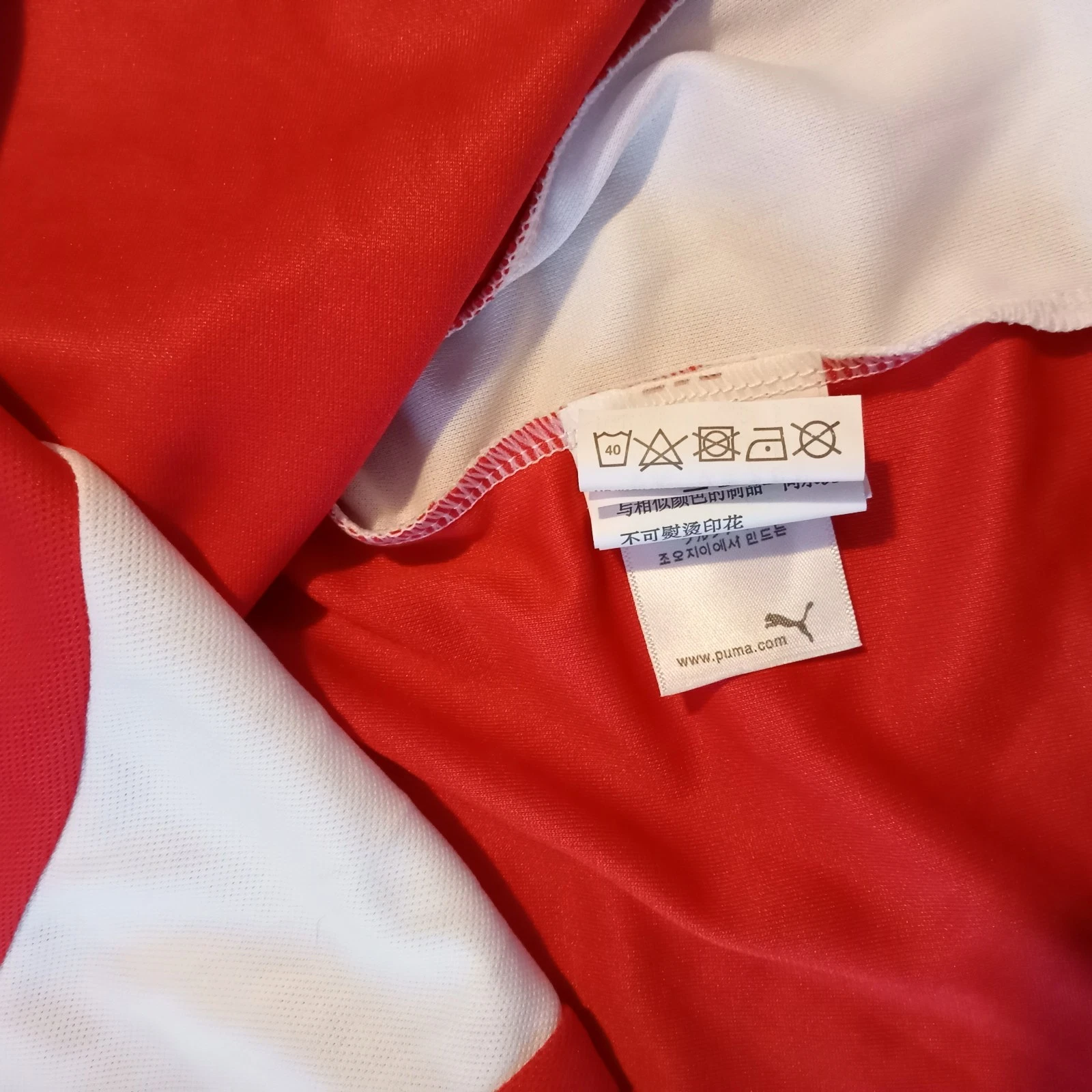 Arsenal 2014-15 home football shirt / jersey. Large mens. Wilshere 10 - Image 8