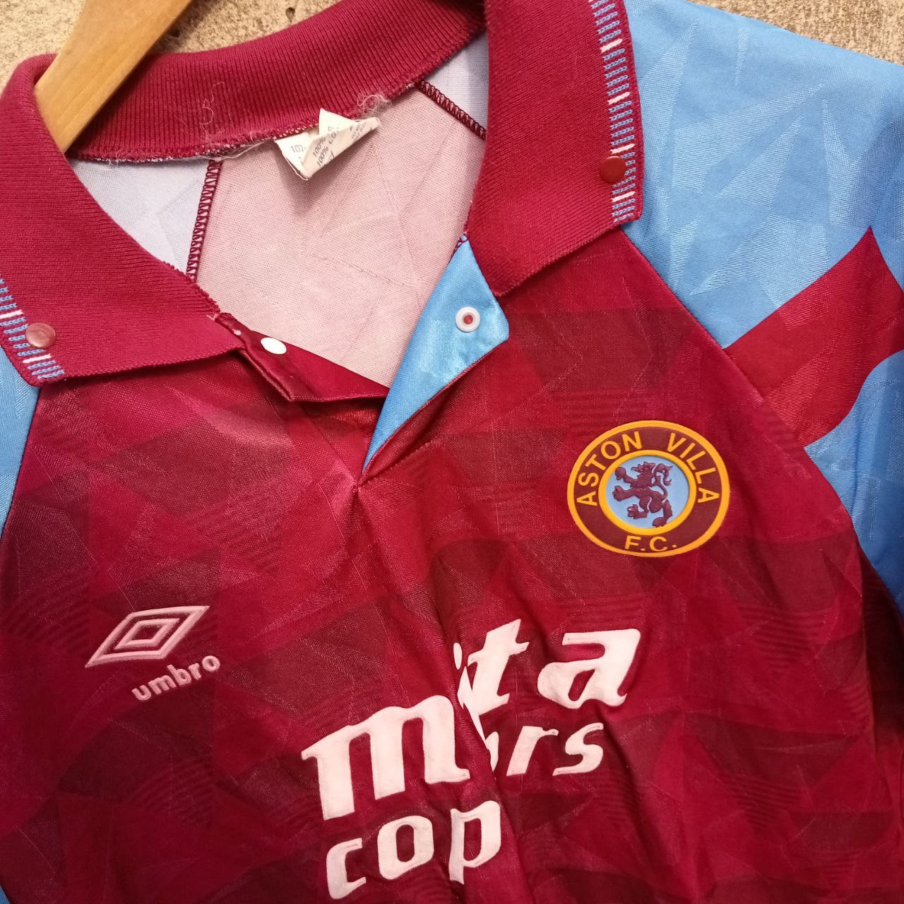 Aston Villa 1990-92 home football shirt / jersey. Large mens. - Image 3