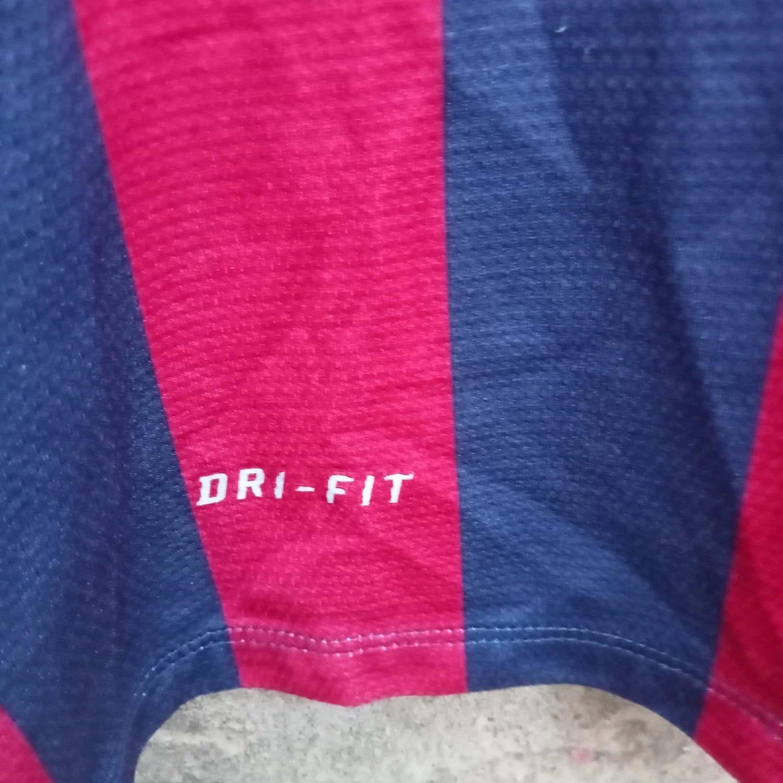Barcelona 2013-14 player spec Home football shirt | jersey, Mens Small NEYMAR JR - Image 7