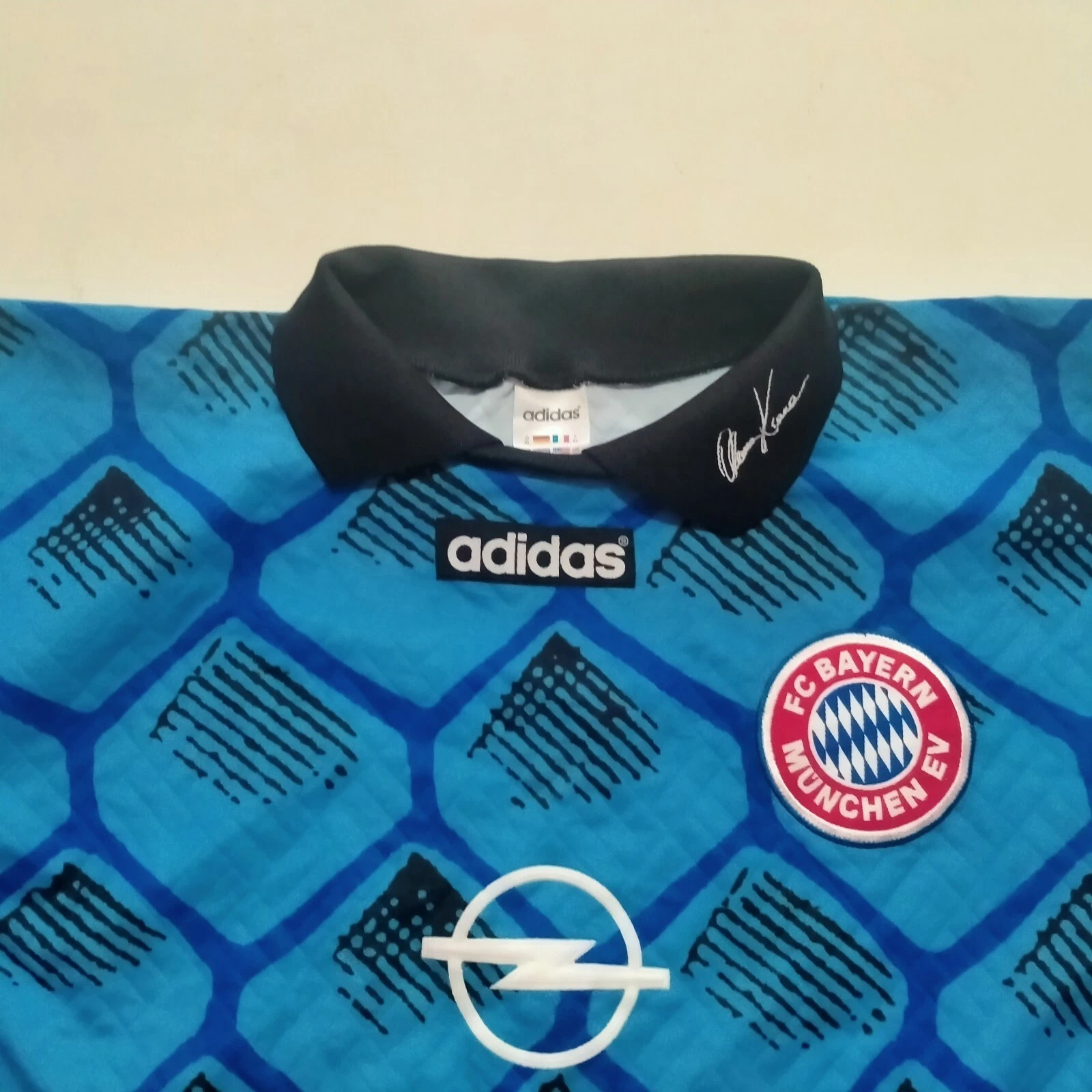 Bayern Munich 1995-97 goalkeeper football shirt. XL mens.