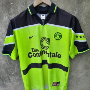 Borussia Dortmund 1997-98 home football shirt/ jersey. Large mens