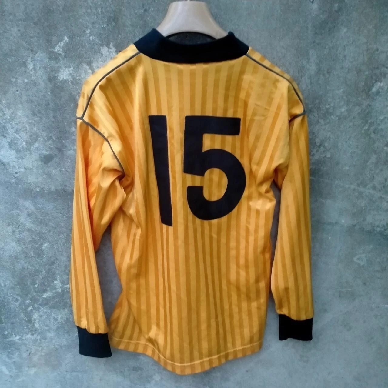 Boston United 1990-91 home football shirt/ jersey. Small mens. Long sleeves - Image 2
