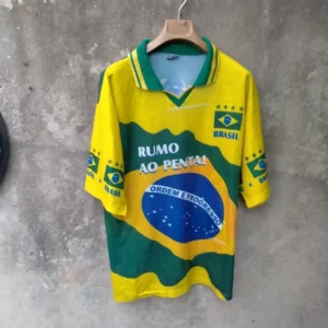 Brazil 2002 World Cup fan football shirt / jersey. Large mens. Japan South Korea