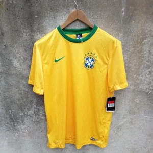Brazil 2012-13 Home football shirt | jersey, Mens Large BNWT