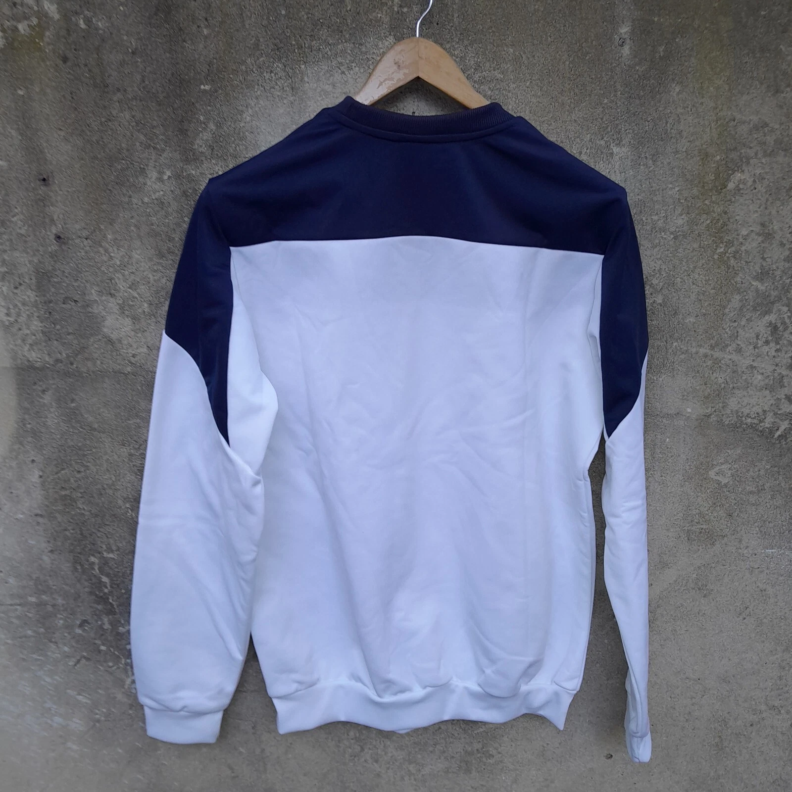 Carlisle United white sweatshirt/ jumper. 2XL mens. Bnwt - Image 5