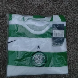 Celtic 2004-07 home football shirt / jersey. XXXL mens. Bnwt