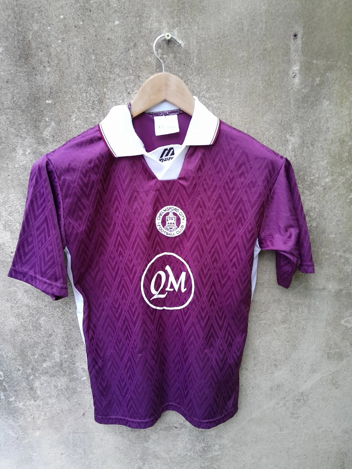 Chelmsford City 90s home football shirt / jersey. Small mens.