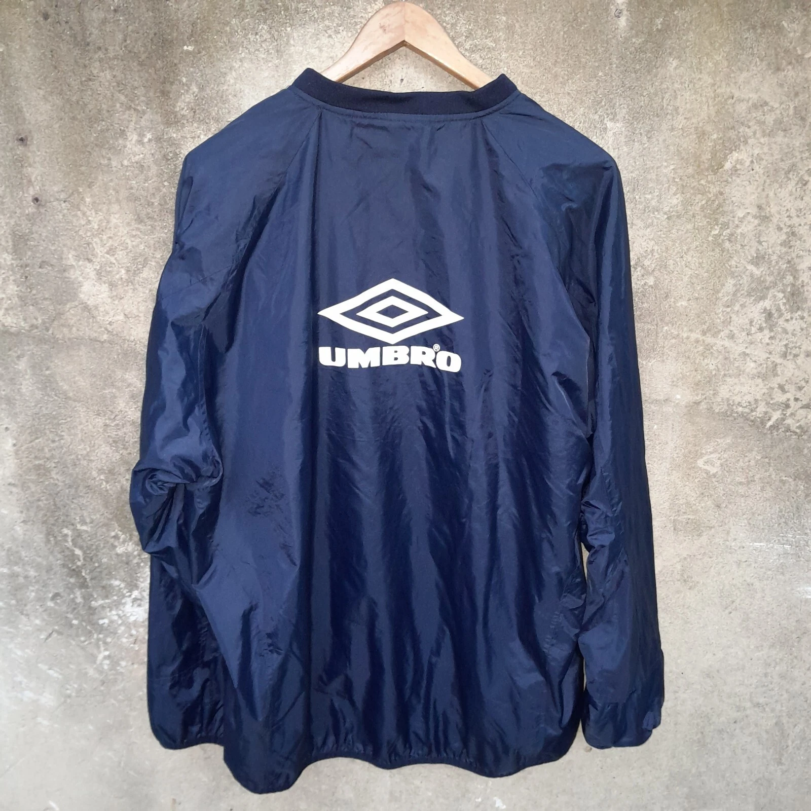 Chelsea 90s football waterproof training sweatshirt / pullover xxl mens. Bnwot - Image 4