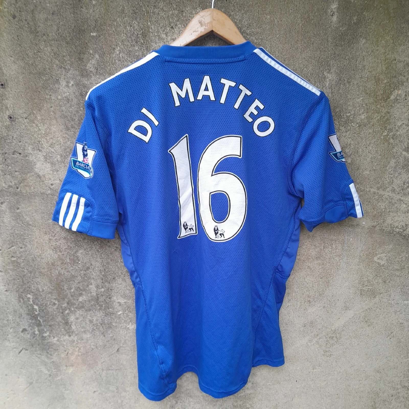 Chelsea home football shirt / jersey. Medium mens, adidas Roberto Di Matteo 16