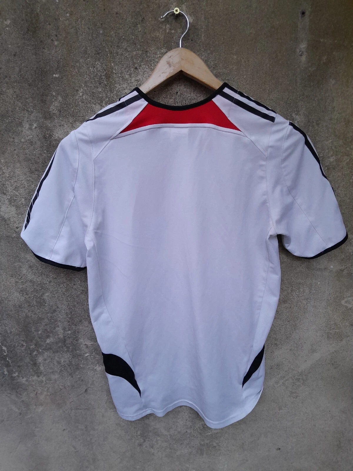 DC United 2005 away football shirt / jersey. Small mens. - Image 5