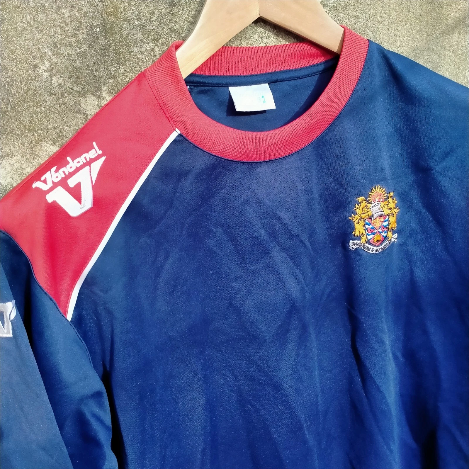 Dagenham & Redbridge player worn training football shirt / jersey. Large mens. - Image 2