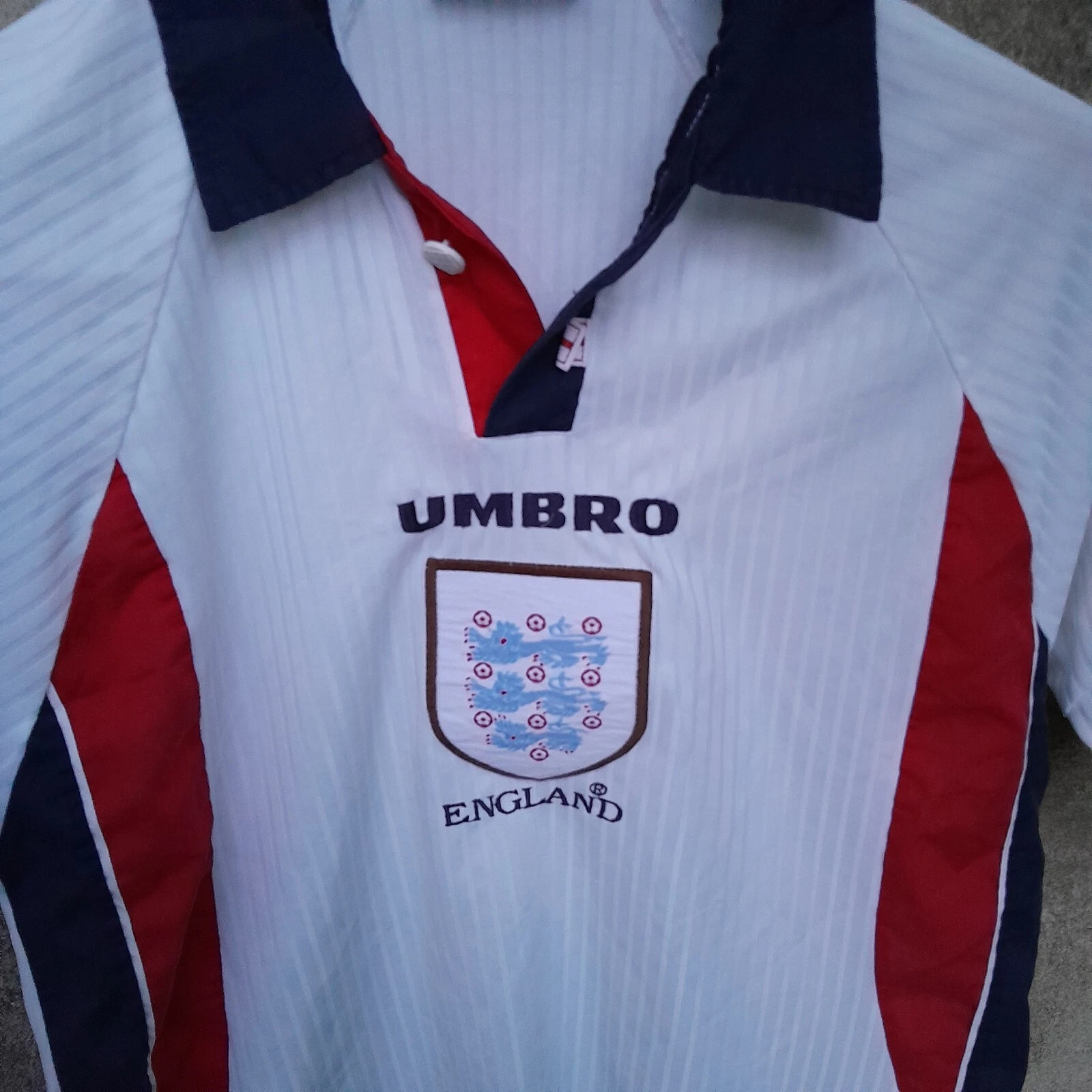 England 1998 world cup home football shirt / jersey. XL boys - Image 2
