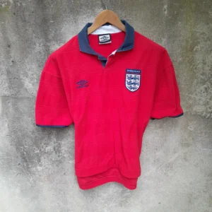 England 1999 red away football shirt / jersey. Medium mens