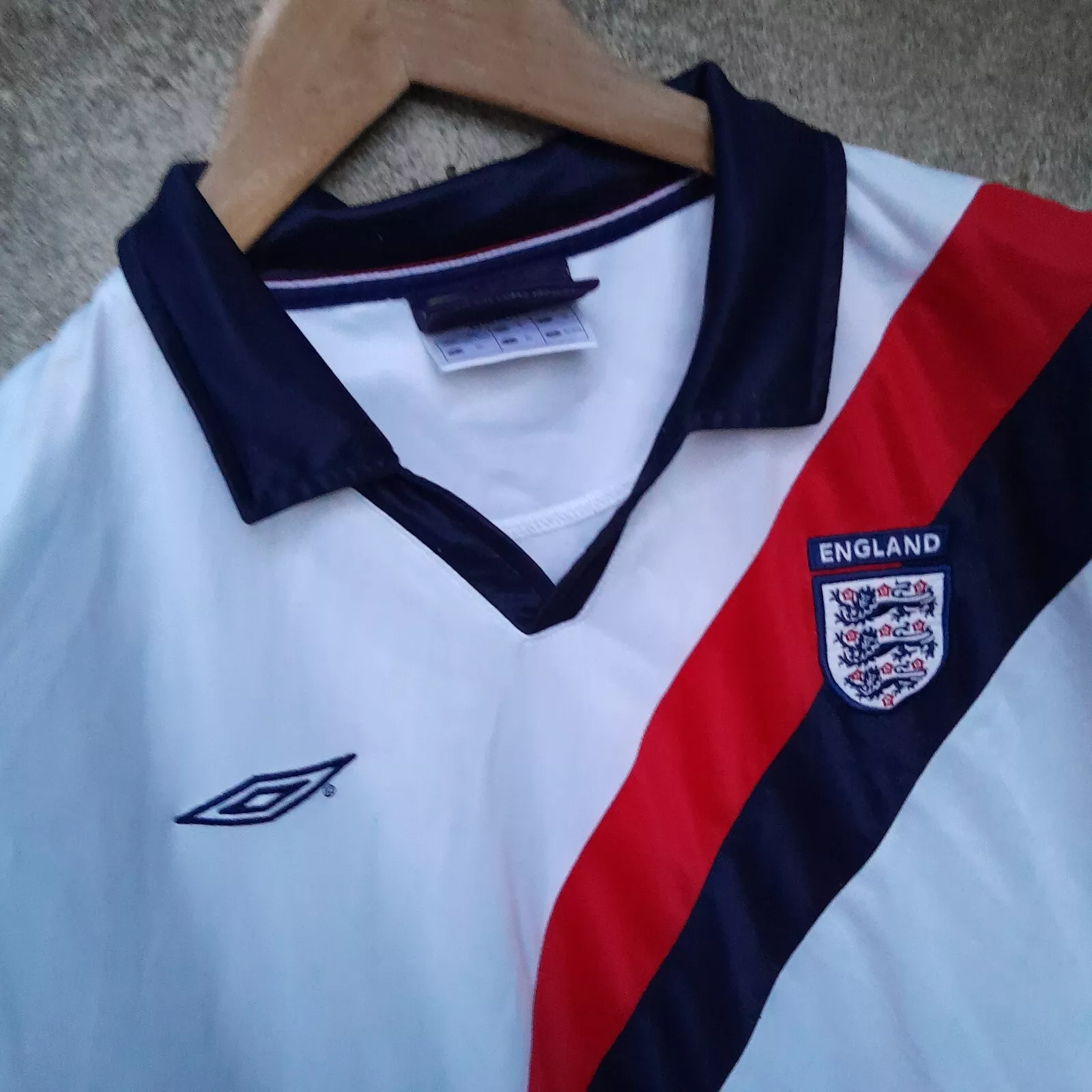 England 2002 White sash training football shirt / jersey. XL mens - Image 2
