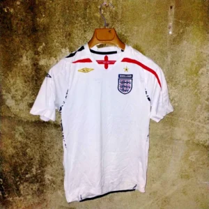 England 2007-09 home football shirt / jersey, umbro, medium boys ladies