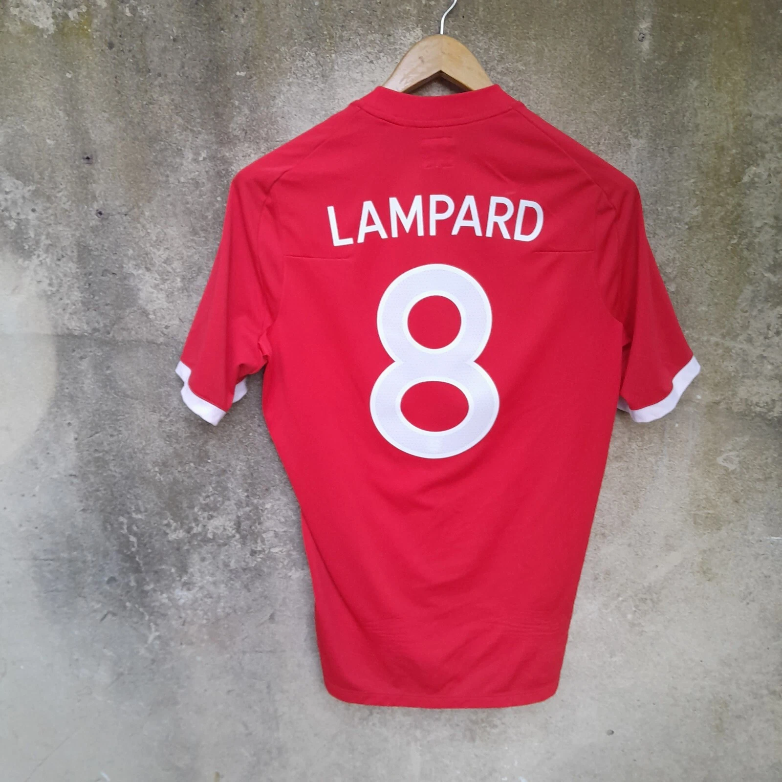 England 2010-12 away football shirt / jersey. Medium mens. Frank Lampard 8