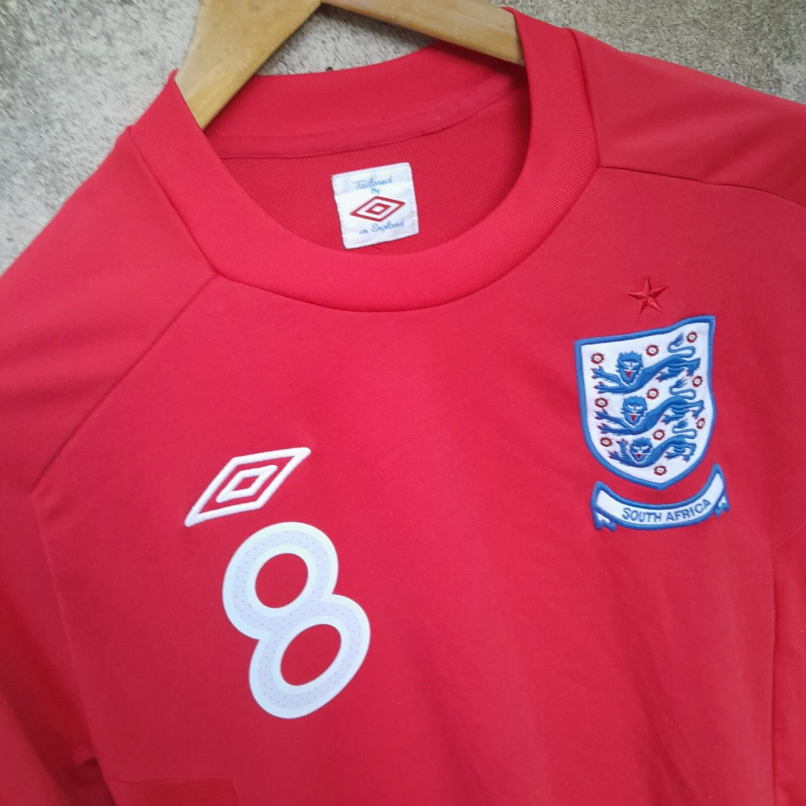 England 2010-12 away football shirt / jersey. Medium mens. Frank Lampard 8 - Image 3
