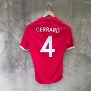 England 2010-12 away football shirt / jersey. Medium mens.Steven Gerrard 4