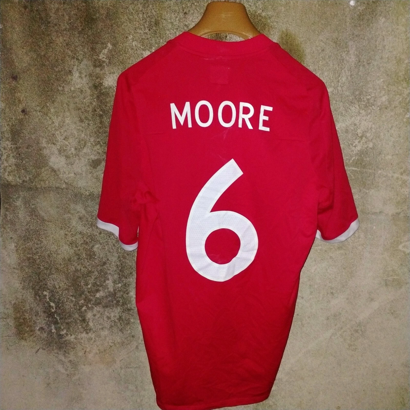 England 2010 away football shirt / jersey, medium mens 40" Moore 6