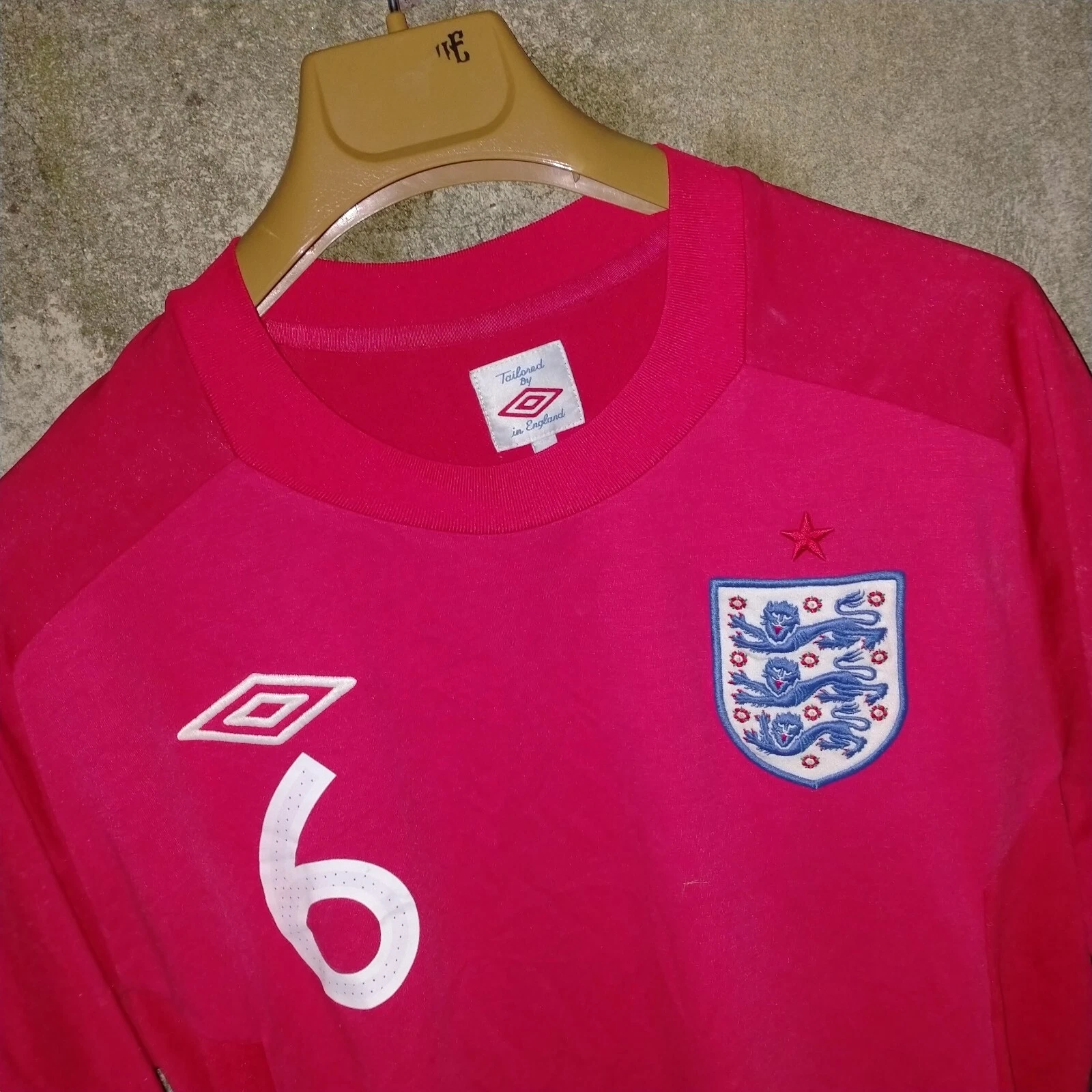 England 2010 away football shirt / jersey, medium mens 40" Moore 6 - Image 3
