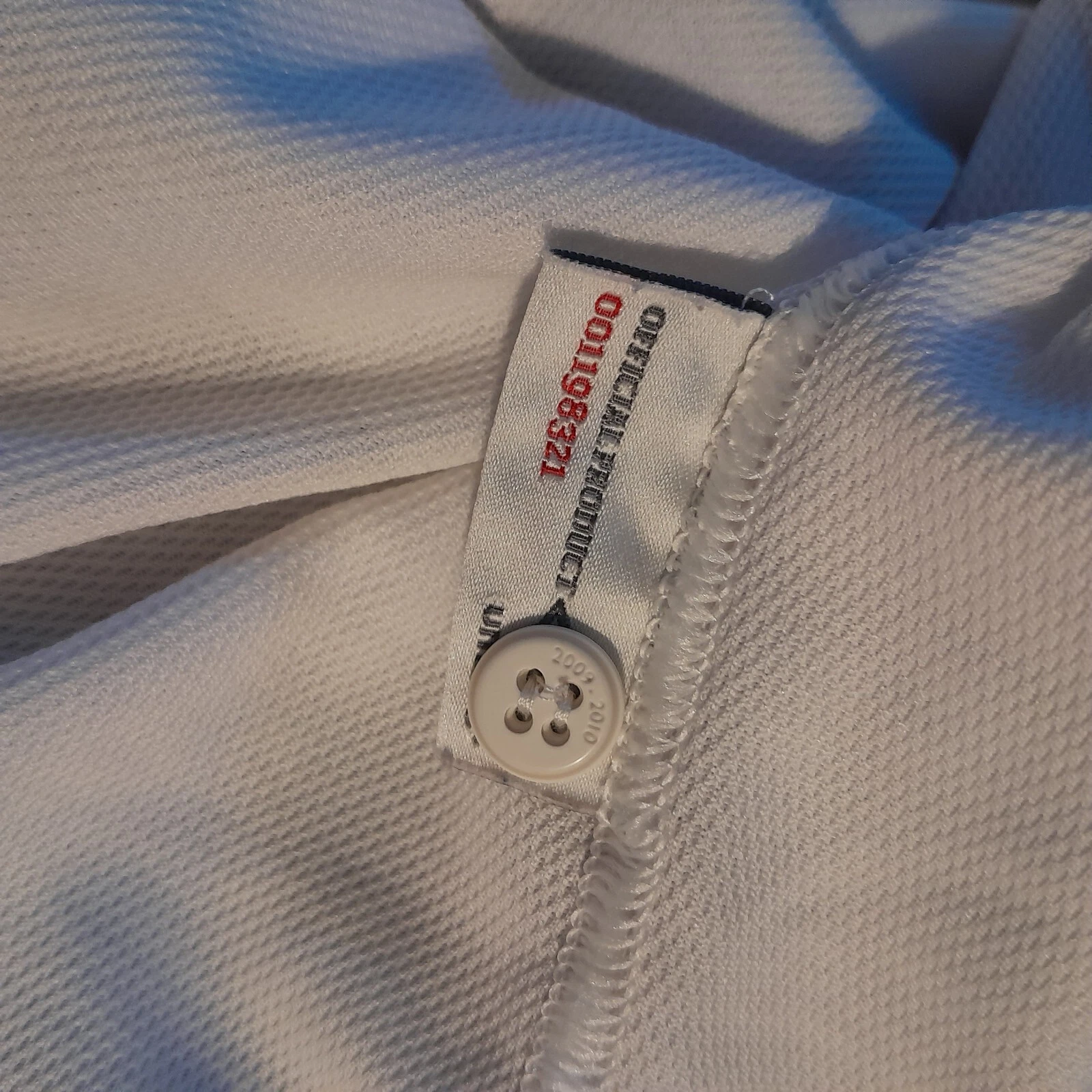 England 2010 home football shirt / jersey. XXL mens. - Image 5