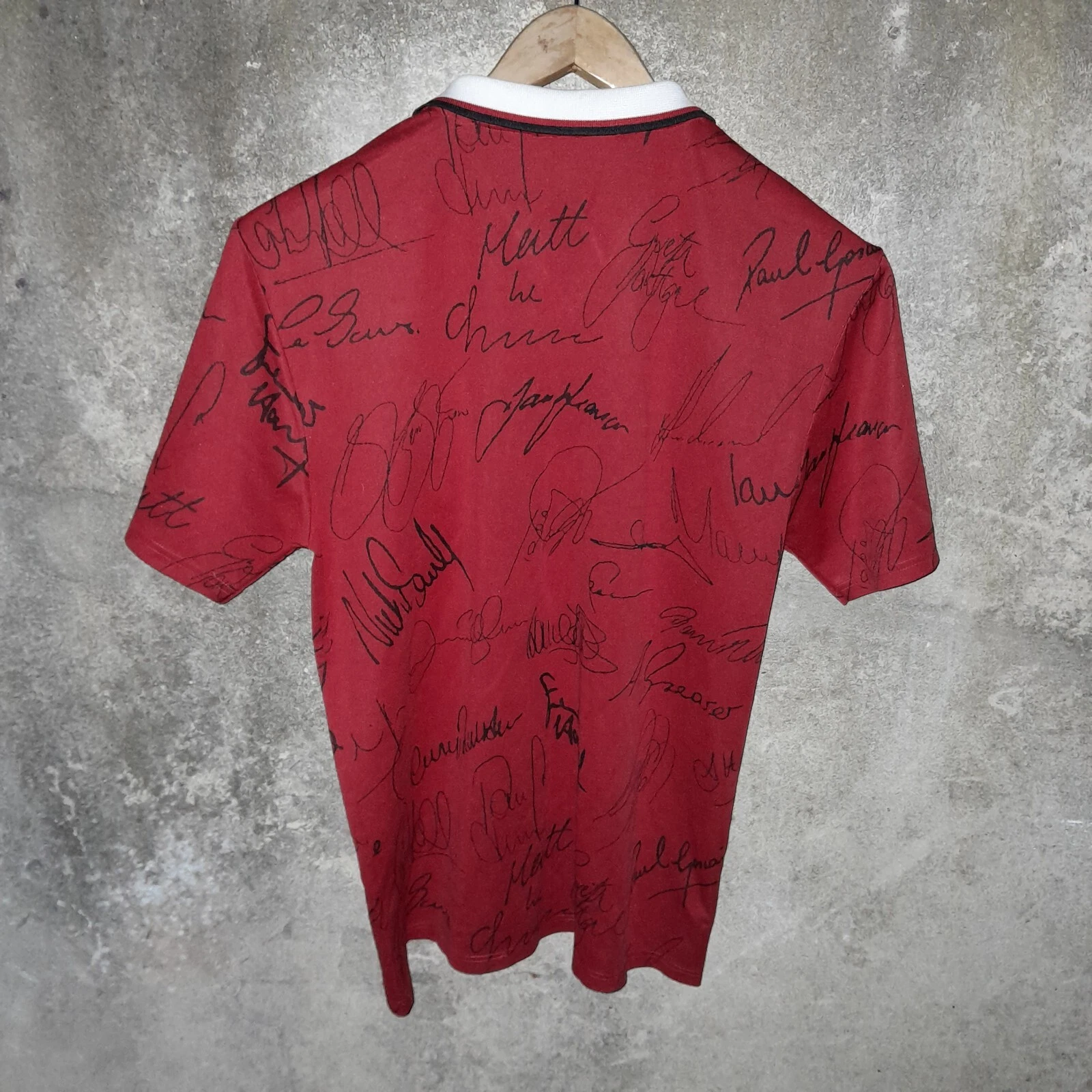 England 90s football shirt / jersey. Signed - Image 4
