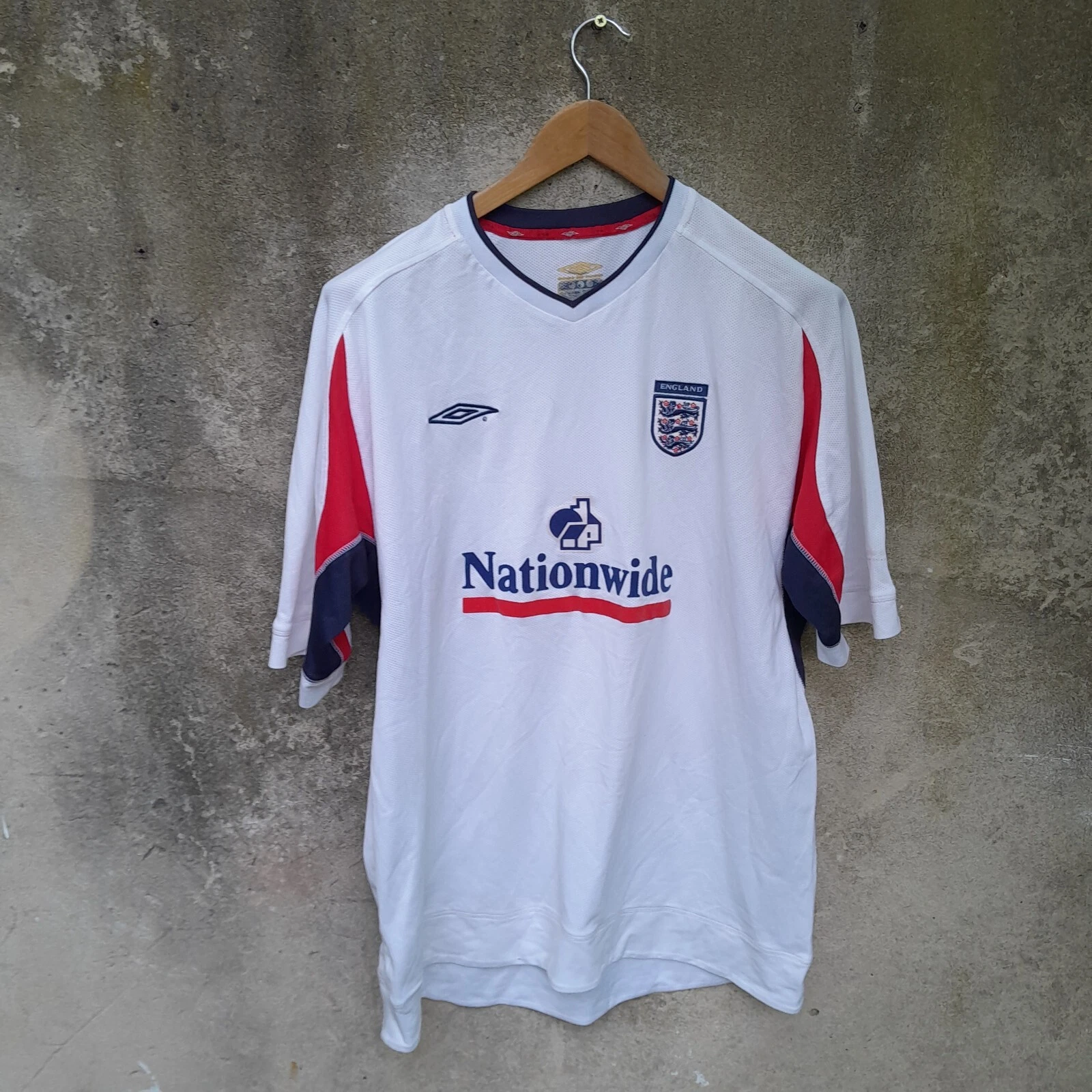 England Nationwide white training football shirt / jersey. XXL mens
