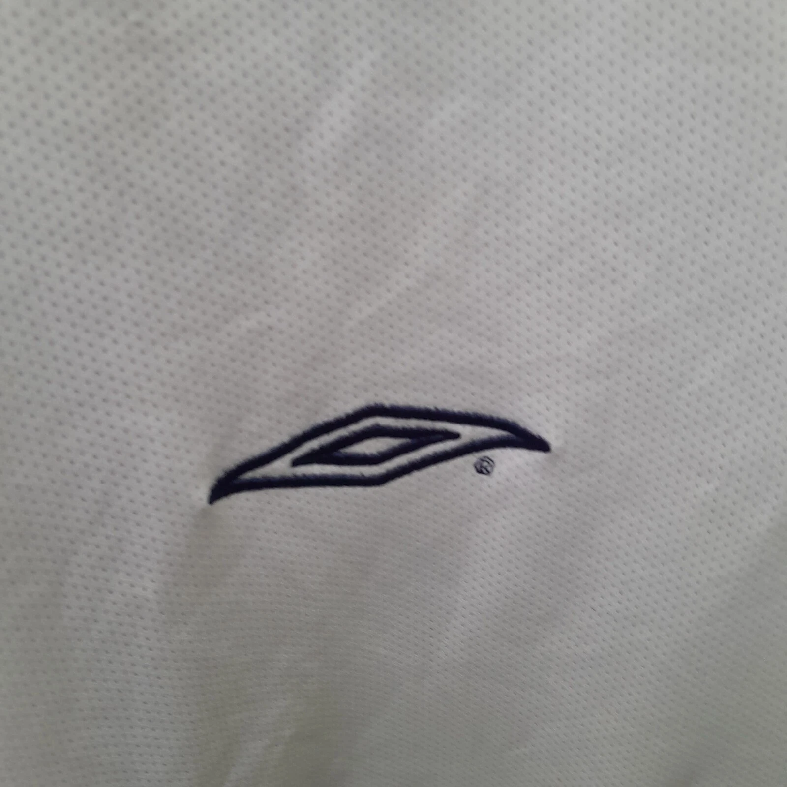 England Nationwide white training football shirt / jersey. XXL mens - Image 4