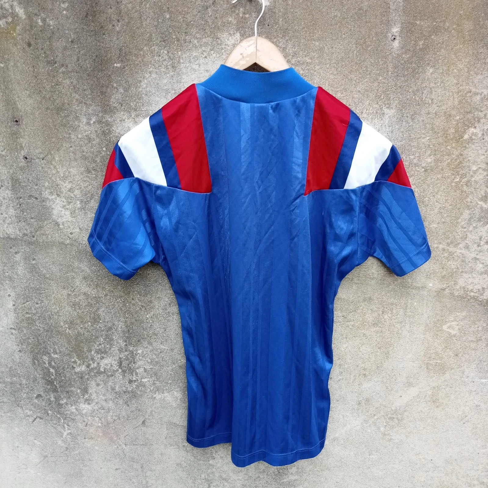 France 1992-94 home football shirt / jersey. medium mens. - Image 5