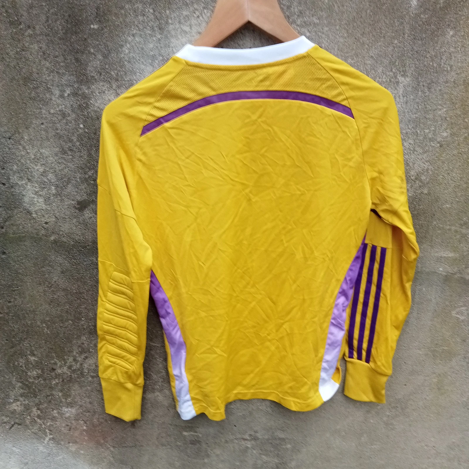 Fulham 2013-14 goalkeeper football shirt | jersey, Boys XL 13-14 years - Image 6