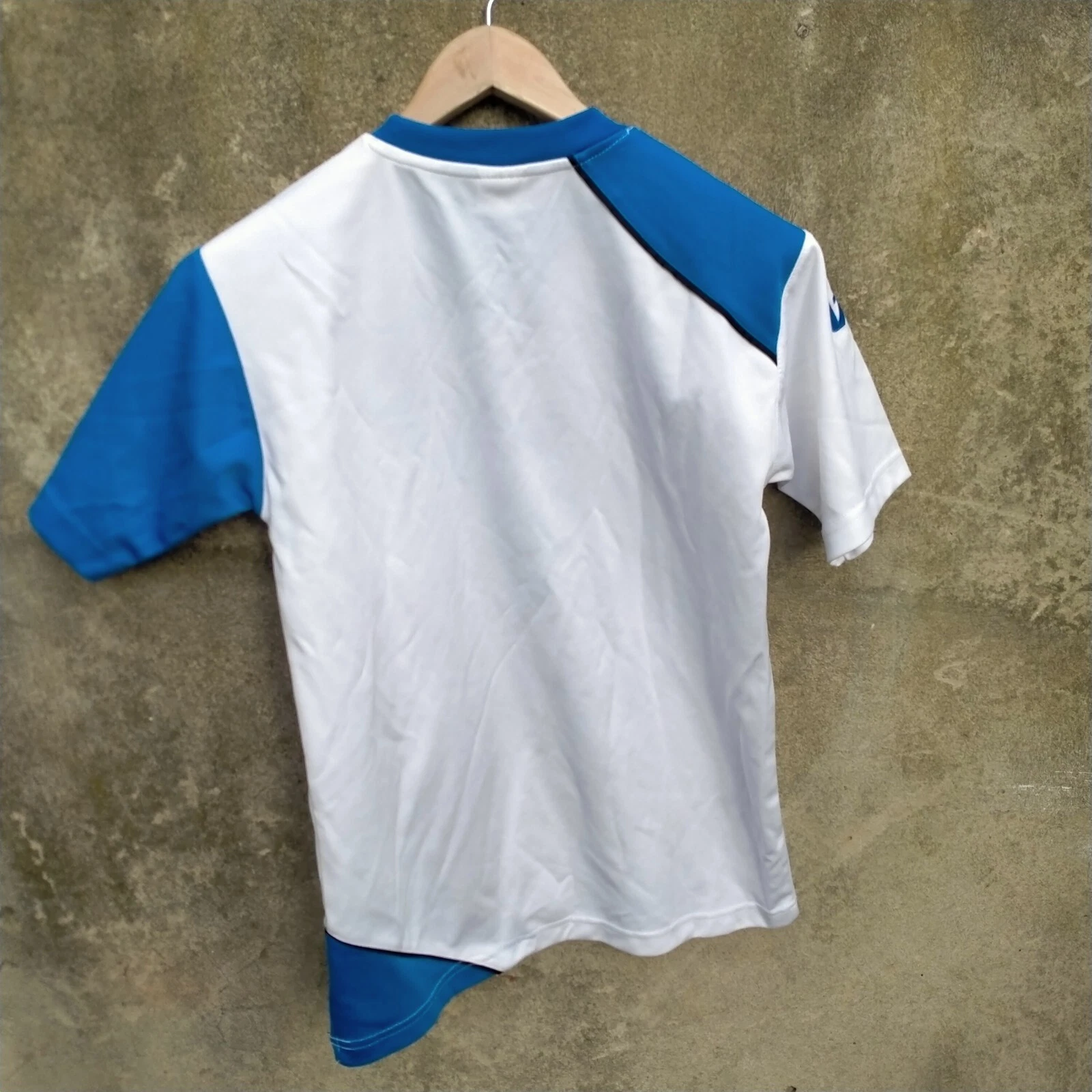 Gillingham training football shirt / jersey. Small mens. - Image 3