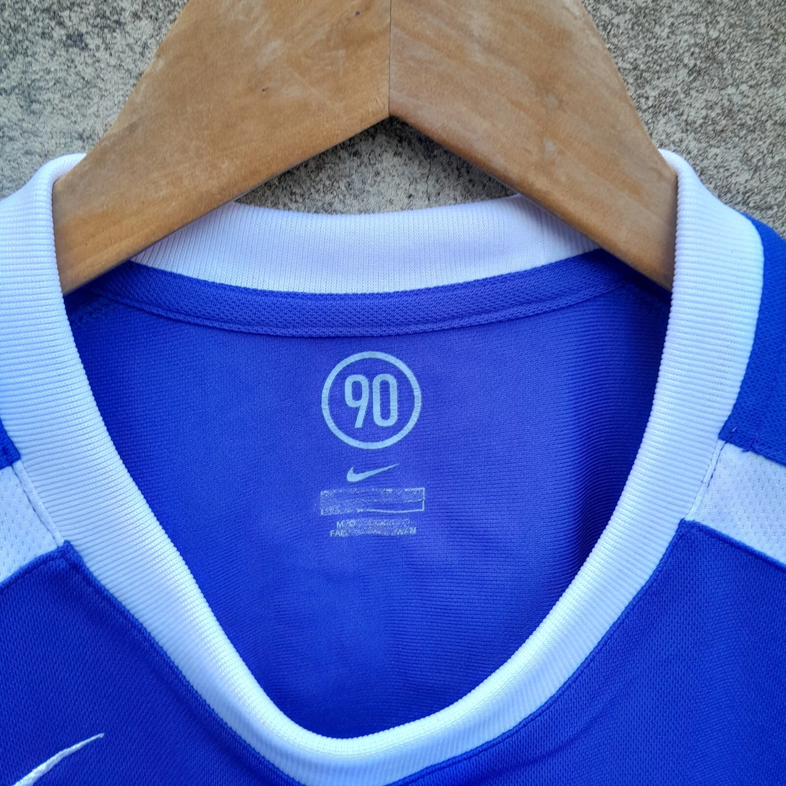 Hertha Berlin 2005-06 home football shirt/ jersey. XS mens - Image 4