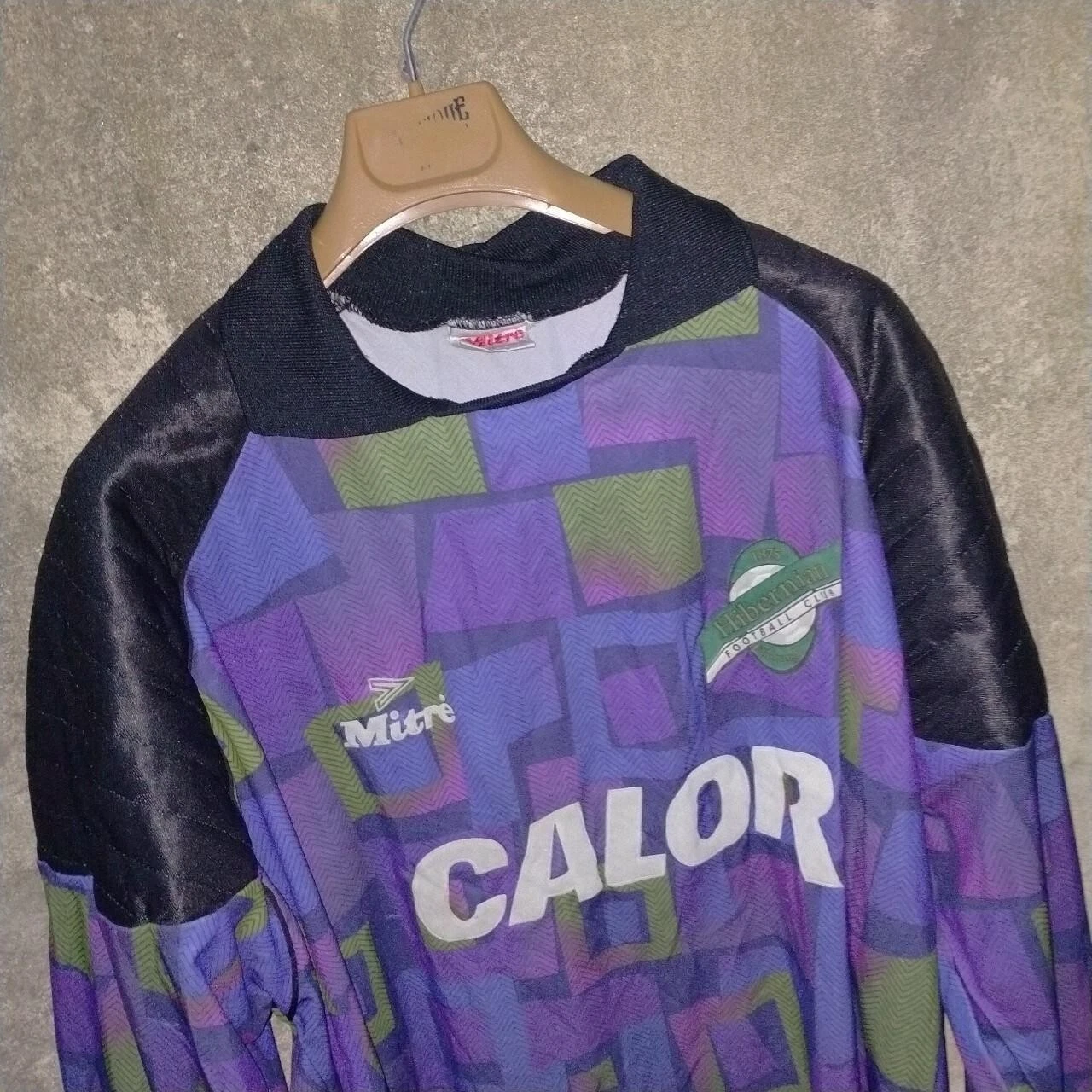 Hibernian 1994-96 goalkeeper football shirt / jersey. XL mens. Purple check - Image 2