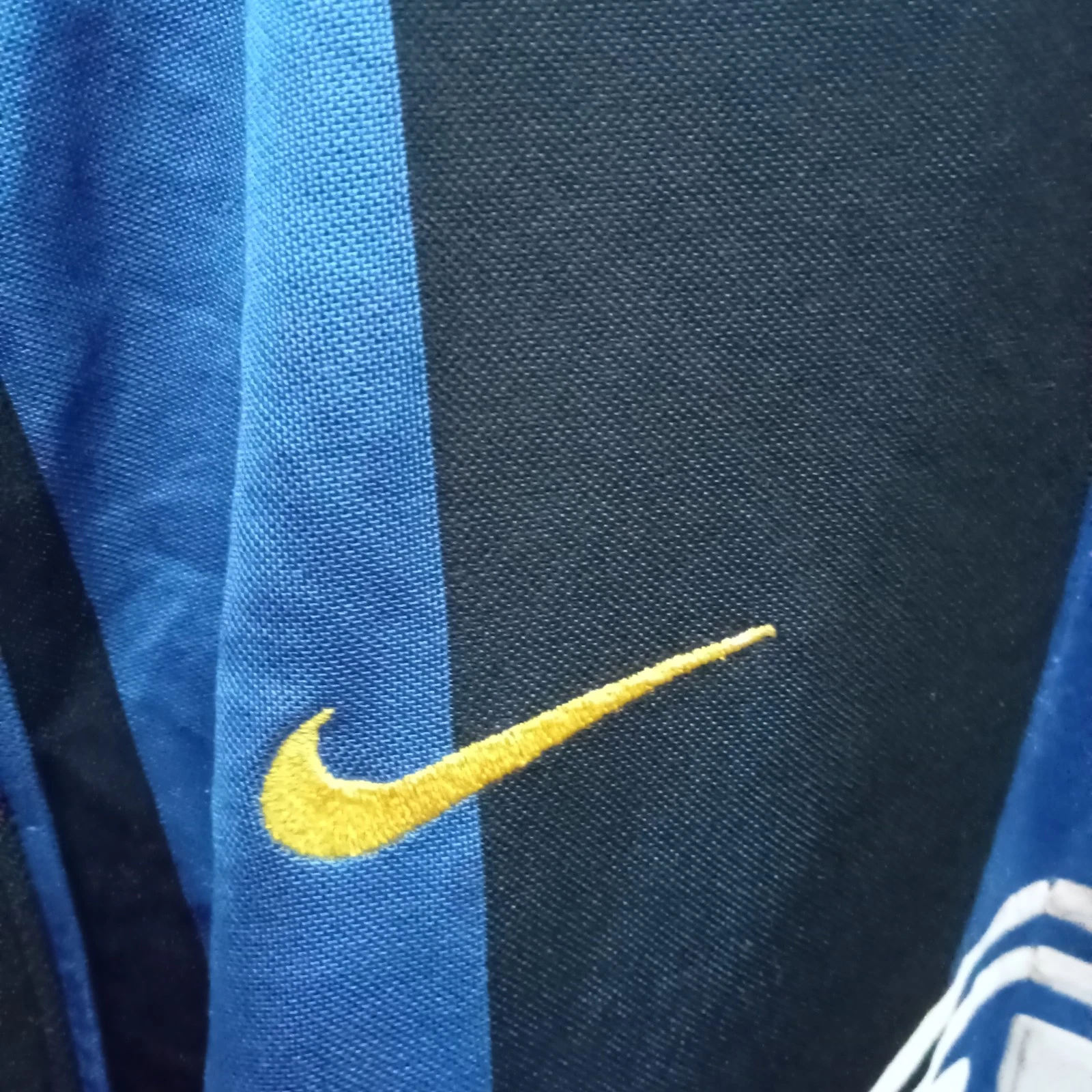 Inter Milan 1999-2000 Home football shirt | jersey, Mens XL - Image 4