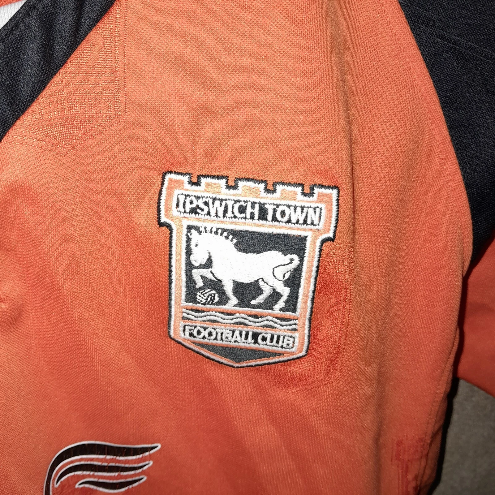 Ipswich Town 2004-06 away football shirt/ jersey. Large boys - Image 3