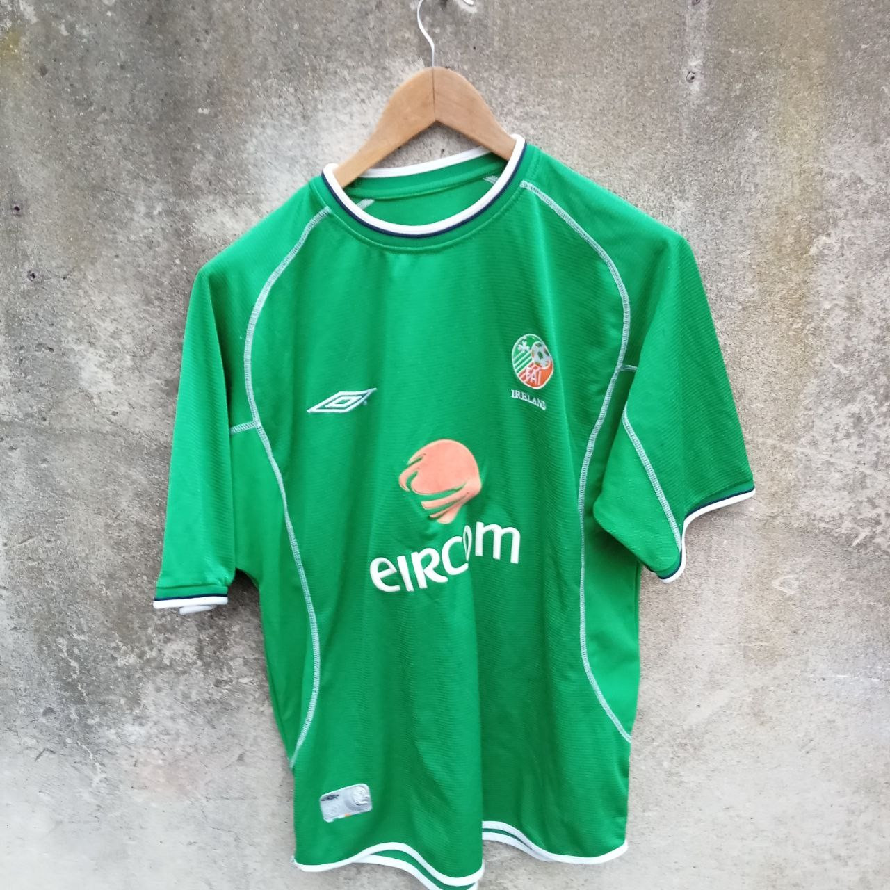 Ireland 2002 home football shirt / jersey XL mens.