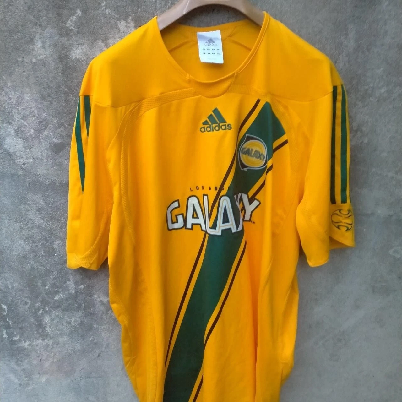 LA Galaxy 2006-07 home football shirt/ jersey. XL mens. David Beckham