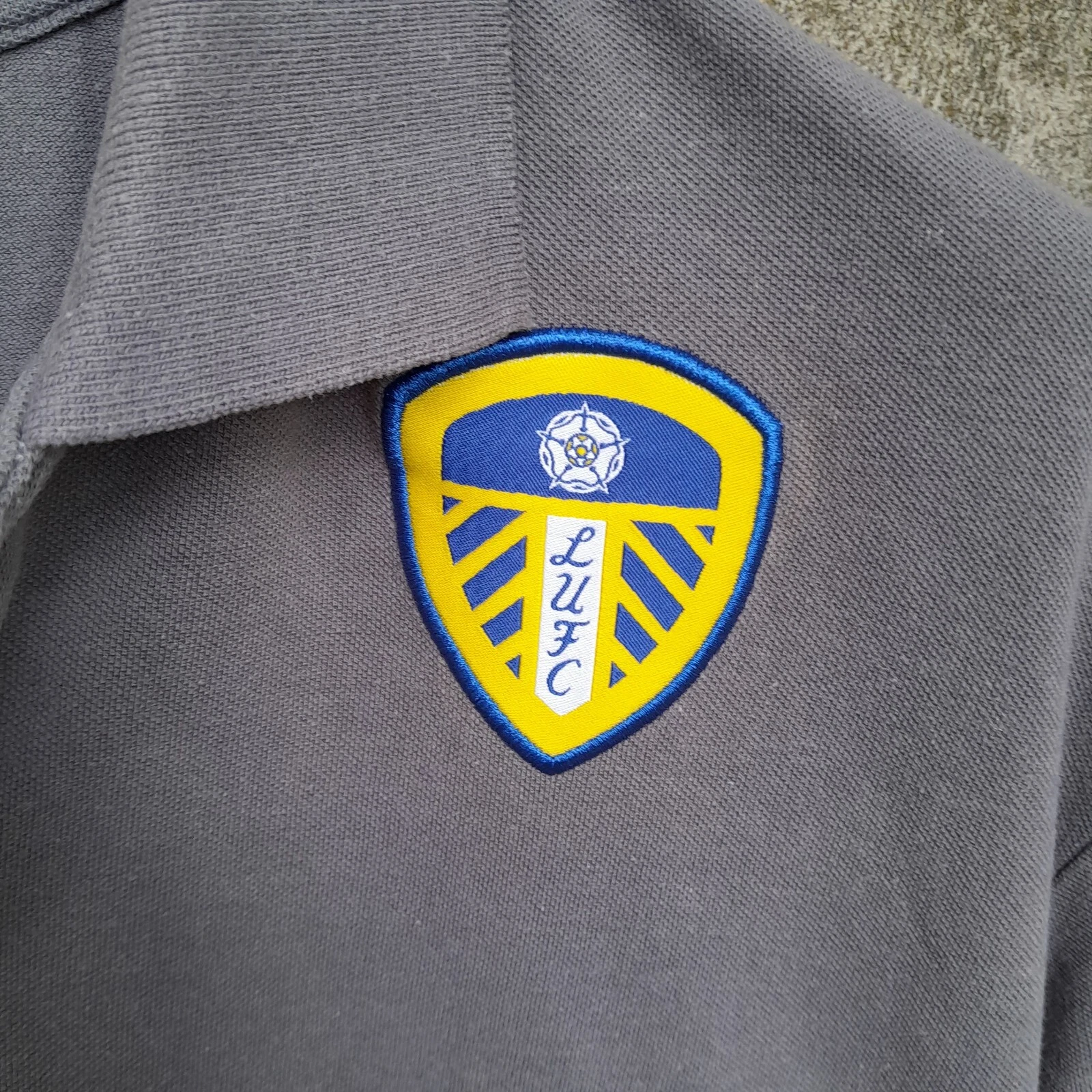 Leeds United grey polo shirt / jersey. XXL mens. - Image 3
