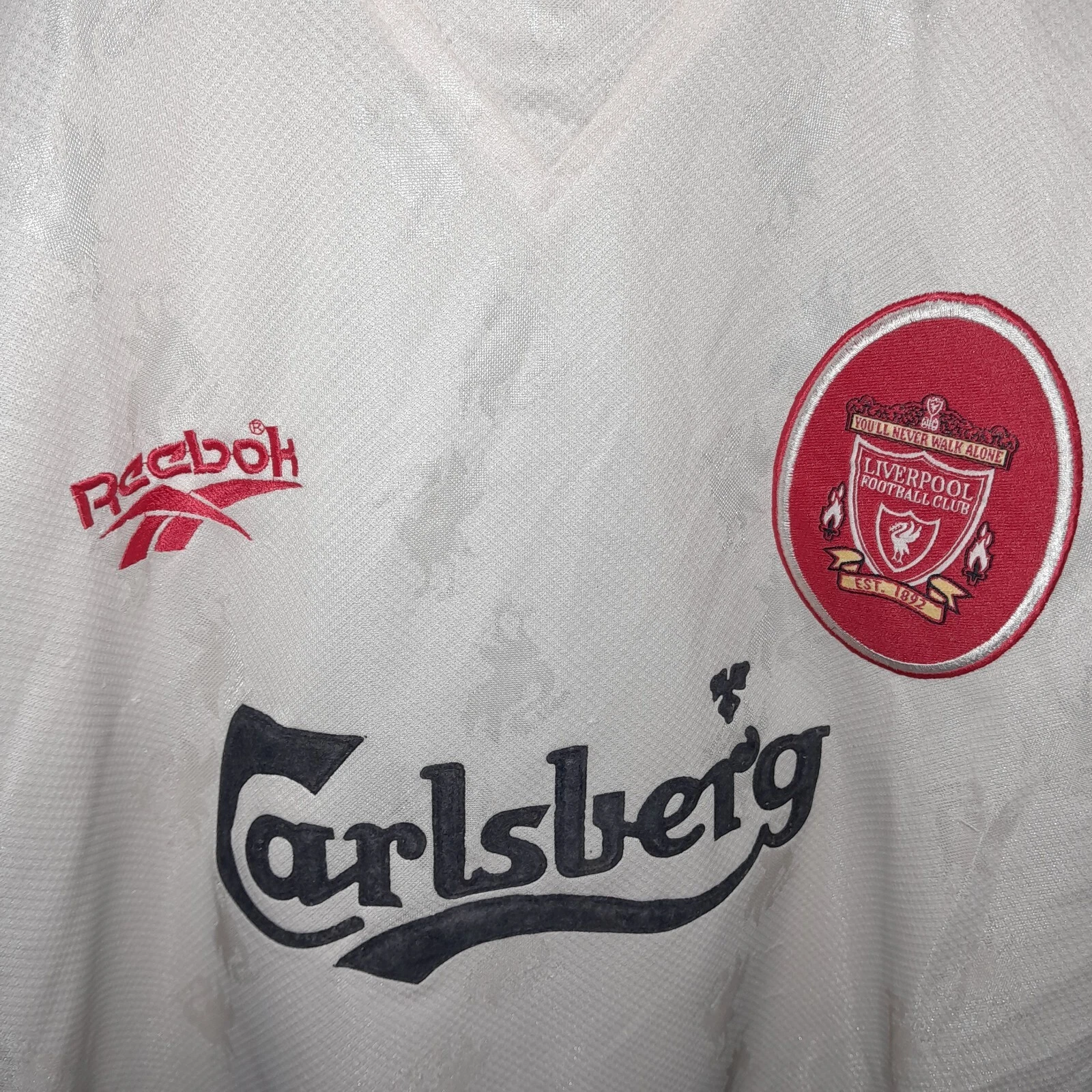 Liverpool 1996-97 away football shirt / jersey. Small Mens cream - Image 2
