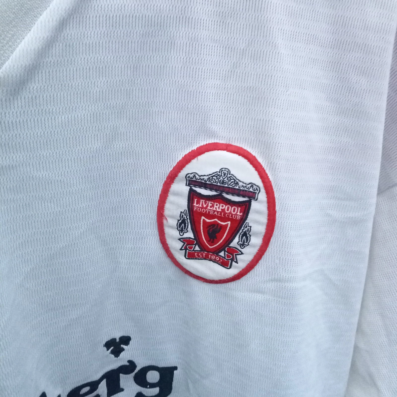 Liverpool 1998-99 Away football shirt | jersey, Mens 42-44" Large - Image 2