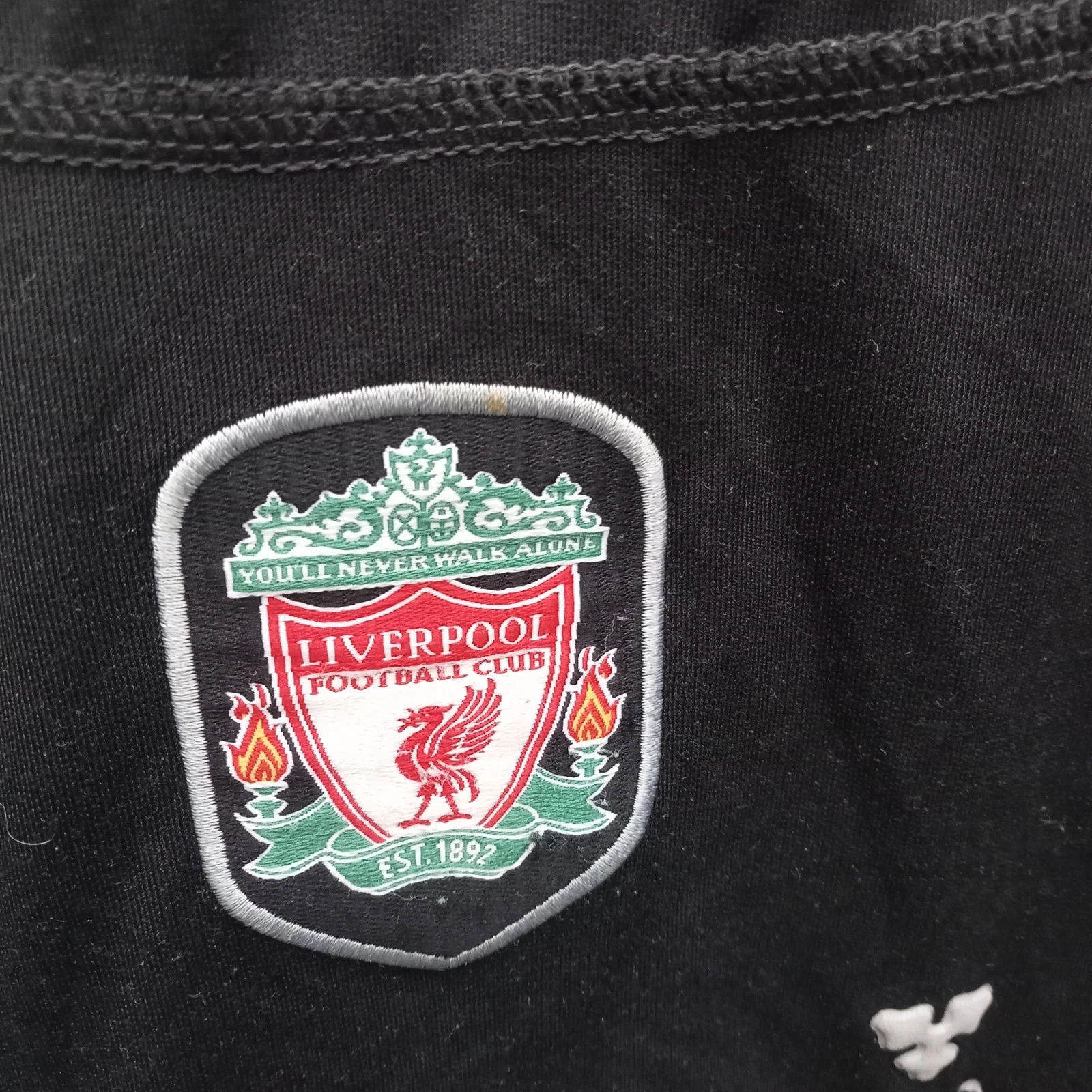 Liverpool 2002-03 Away football shirt, Mens Small - Image 3
