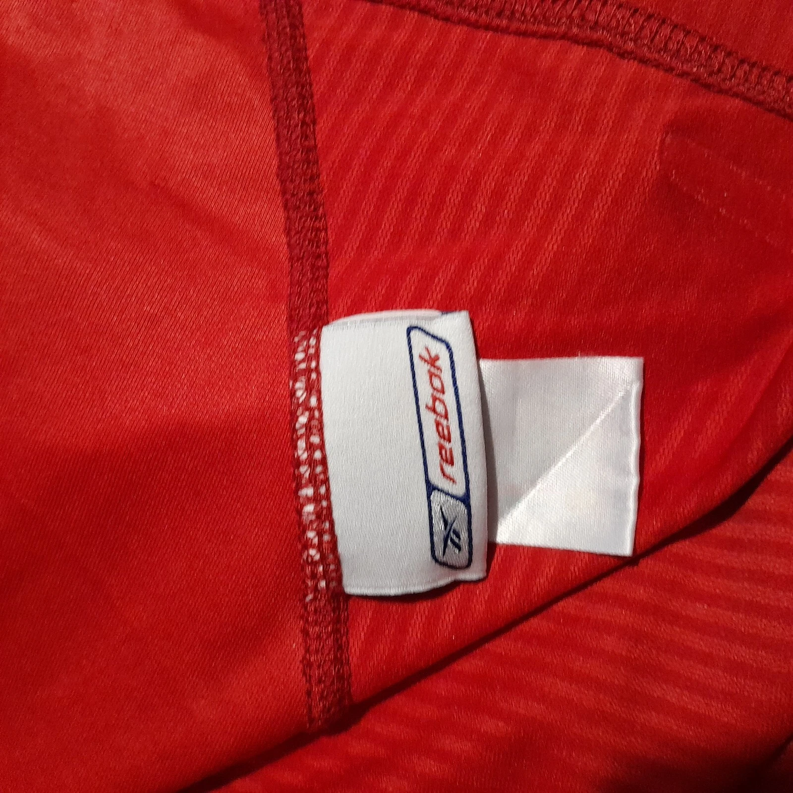 Liverpool 2002-04 home football shirt / jersey. Large Mens - Image 5