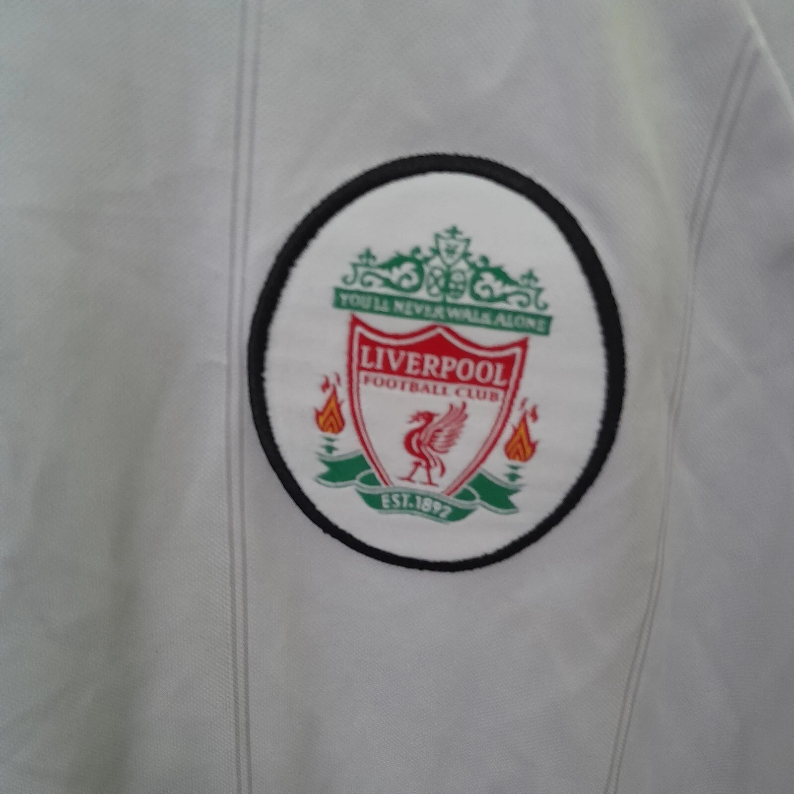 Liverpool 2003-05 away football shirt / jersey. Medium mens. Harry Kewell 7 - Image 4