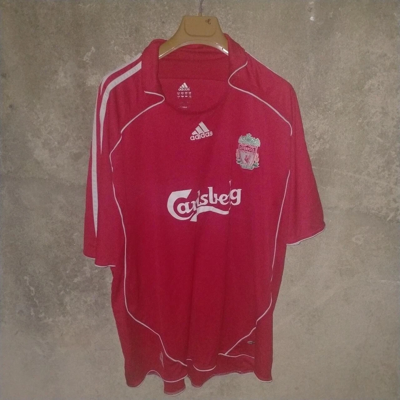 Liverpool 2006-08 home football shirt / jersey. 2xl mens, CL, Gerrard 8 - Image 2