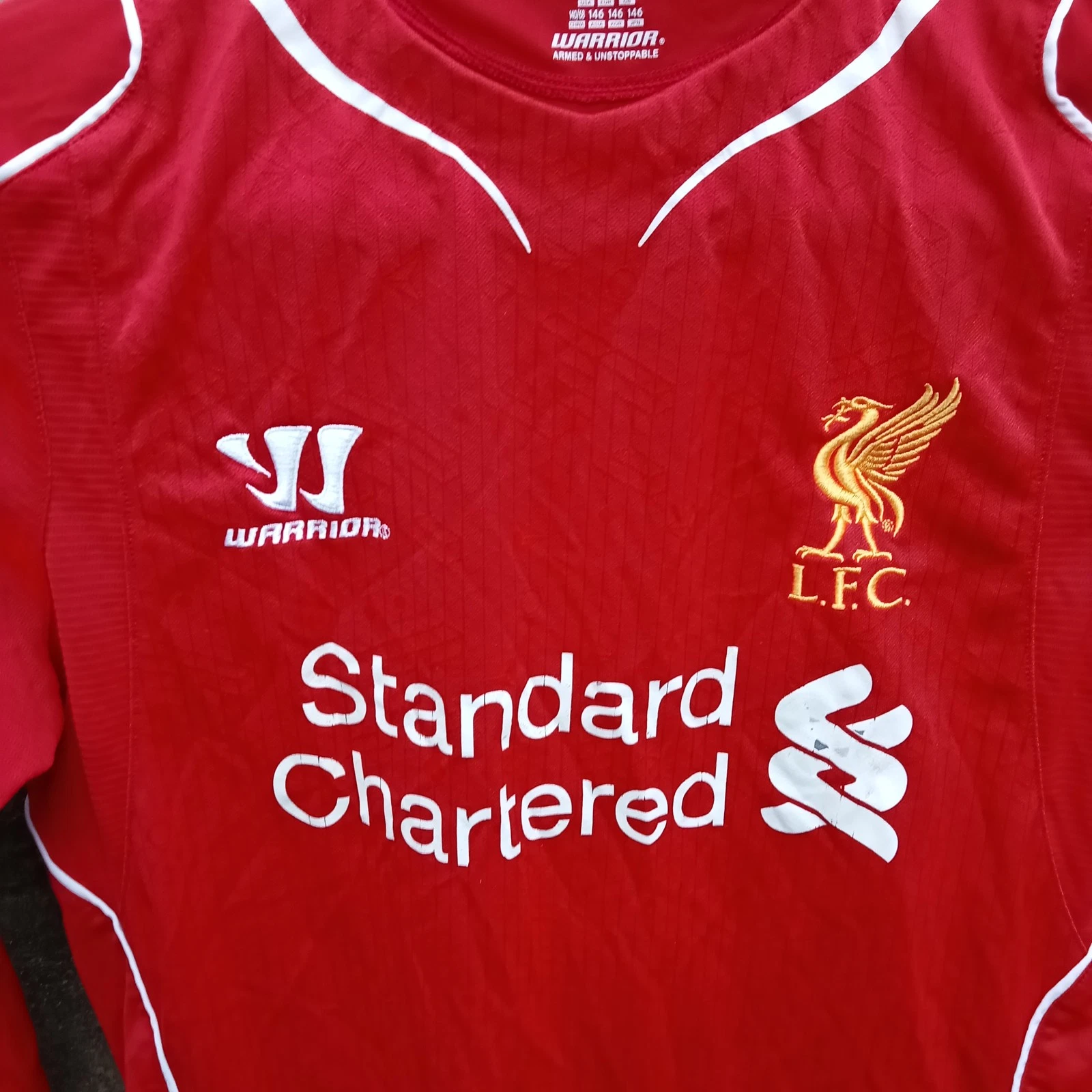 Liverpool 2013-14 home football shirt | jersey, Boys Large Long Sleeves - Image 2