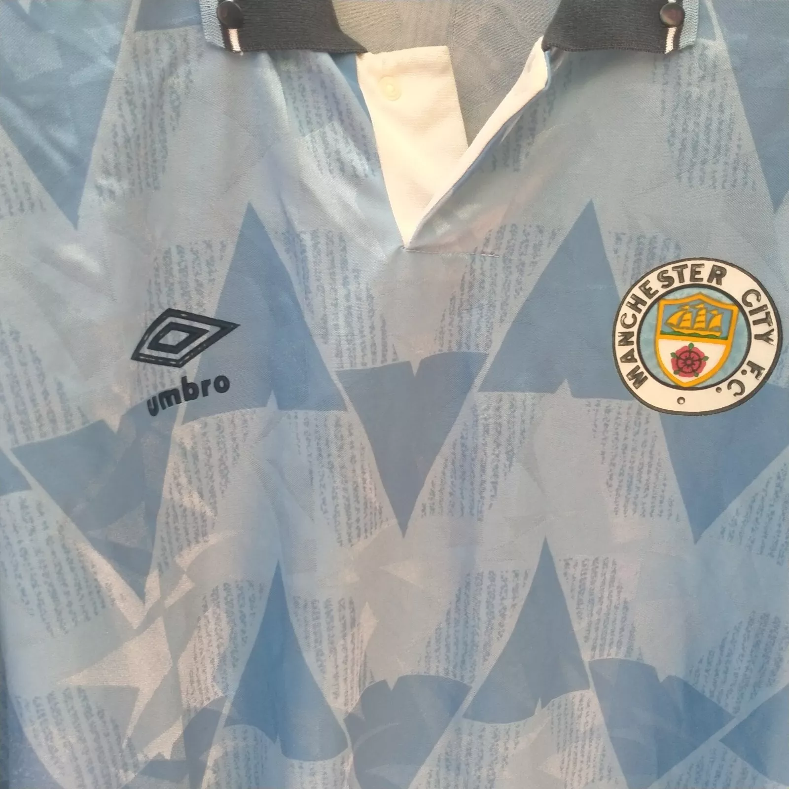 Manchester City 1989-90 home football jersey shirt. Large mens 107cm, 42" - Image 2