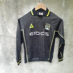 Manchester City 1999-2000 goalkeeper football shirt / jersey