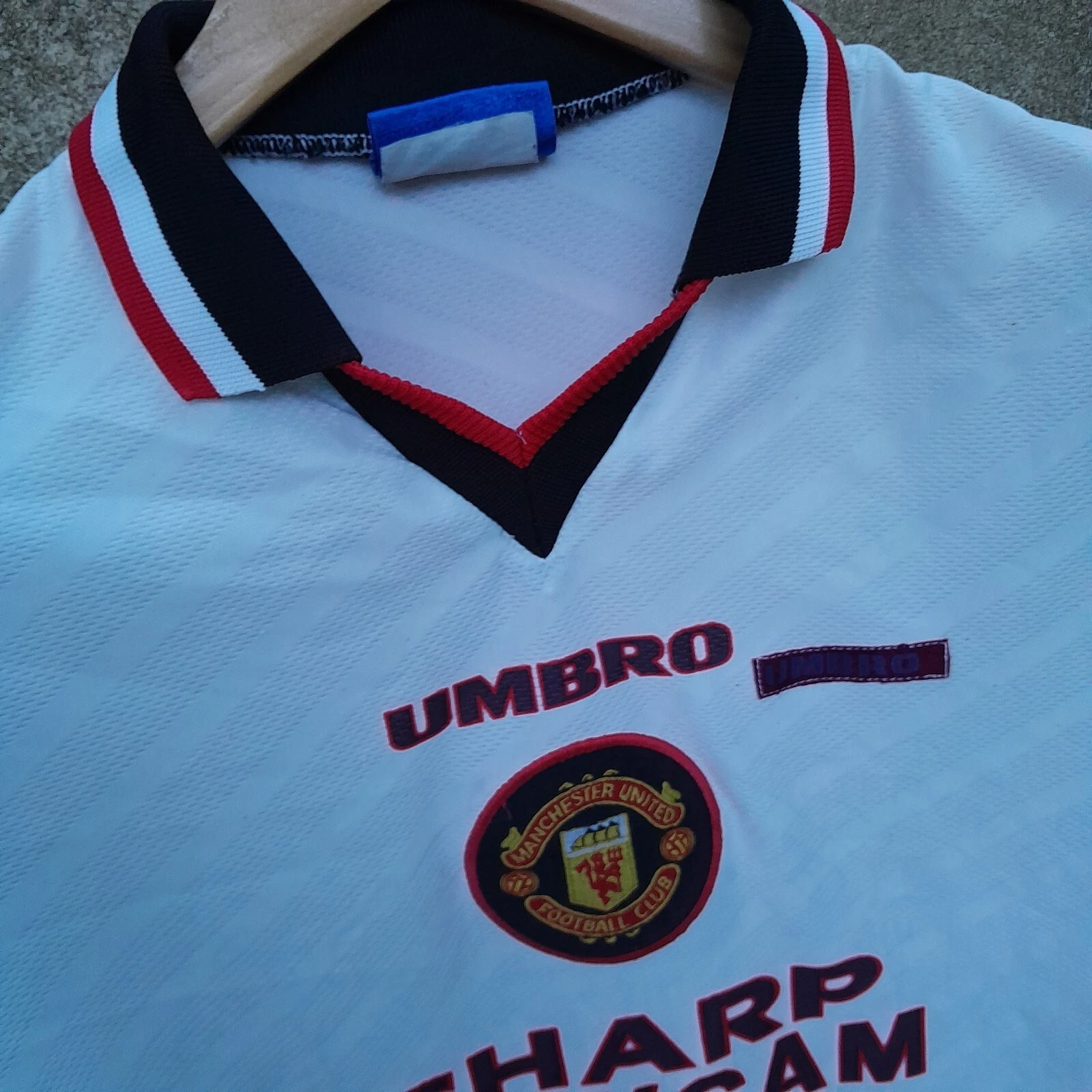 Manchester United 1996-97 away football shirt / jersey. Large mens. Double. - Image 2